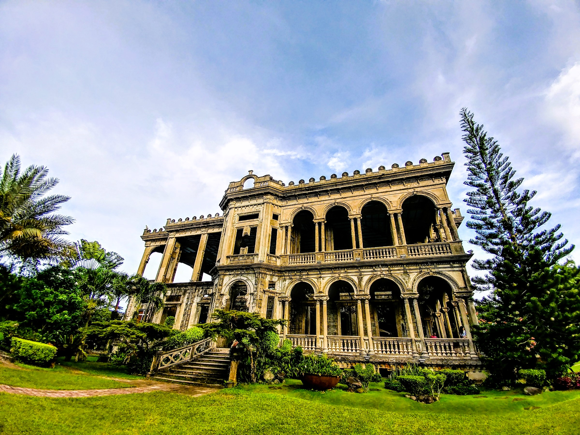 Understanding the Philippines: A Dive into Culture, Nature, and Heritage